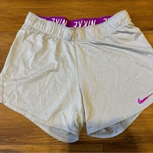 Nike Women's Light Gray Athletic Shorts Dri Fit